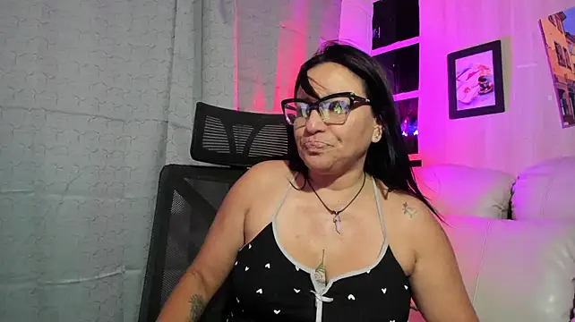 Luna_milf13 라이브 XXX 채팅