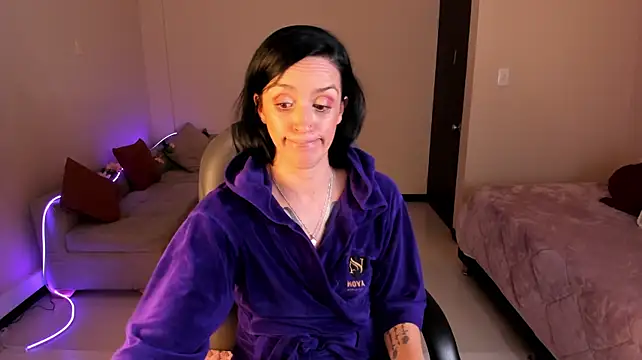 Czat XXX na żywo – Kristen_Garner