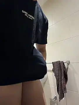 Lander_Cruz Live XXX-chat