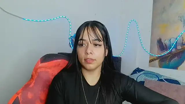Chat +18 de Nisha_jazz ao vivo