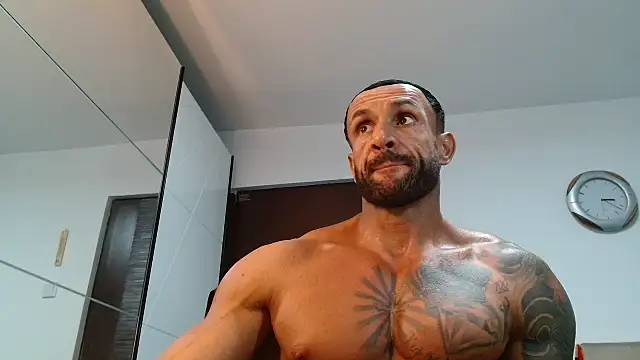 Magnificmuscles89 Chat XXX live