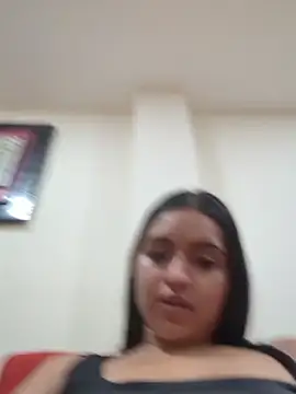 DulceCaroX Adlı Modelin Canlı XXX Sohbeti