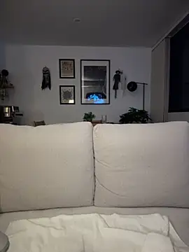  Živý XXX chat Rae_Lil_White