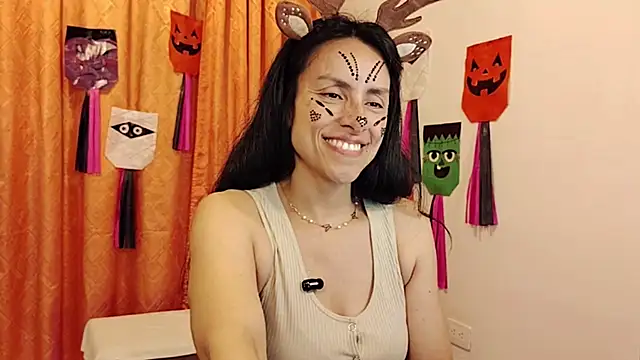 Bella_Exhibition – Naživo XXX chat