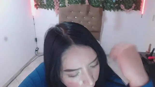 Chat XXX ao vivo de adara_cute_69