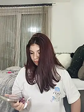 MeCherryy: απευθείας συνομιλία ΧΧΧ