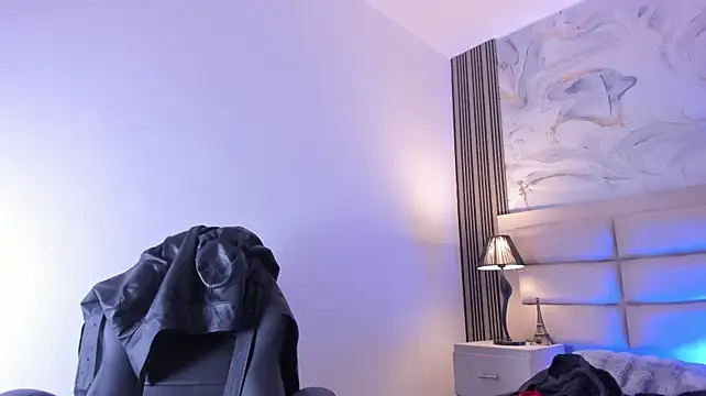 AmberGreyy_'s Live XXX Chat