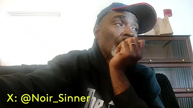 sinnernoir Chat XXX in diretta
