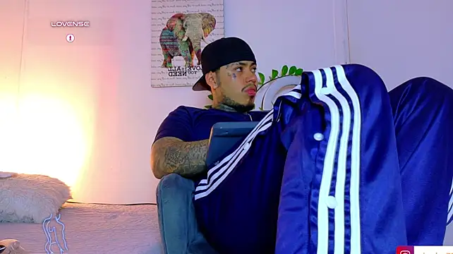 JordanSmiith_ Live XXX Chat