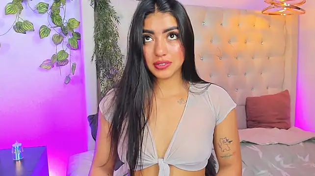 Czat XXX na żywo – Quiinn_bx