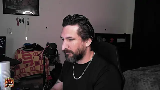 DevilPup75_ XXX чат на живо