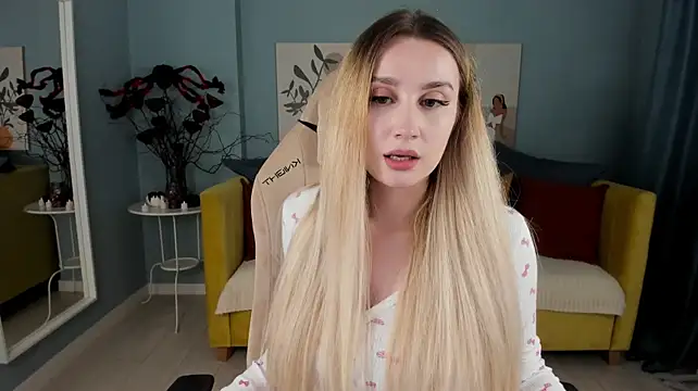 LanaLoon Live XXX-chat