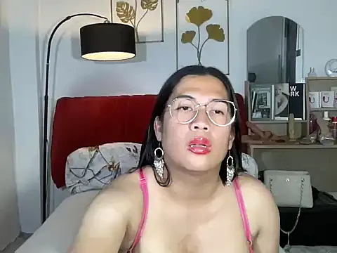 Chatroom XXX en direct de hugecockpaula