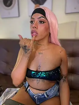 NovaFoxx's Live XXX Chat