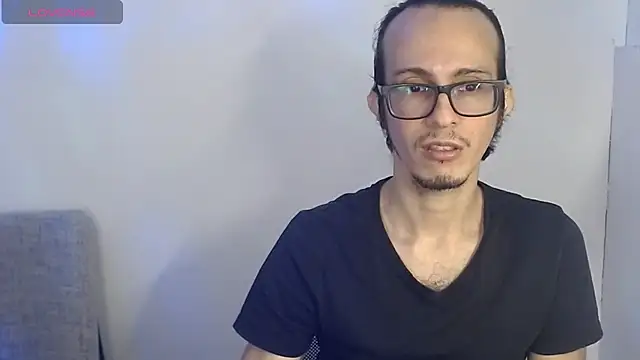 Damian_Duskn Webbikameraesitys