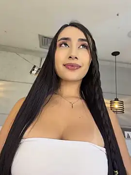 Chat XXX ao vivo de IvonneOwen