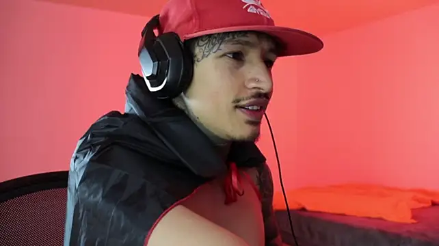 Chat XXX ao vivo de trieone