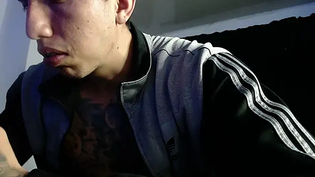 Adam_Hudsond Live XXX-Chat