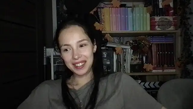 Yuna5343's Live XXX Chat