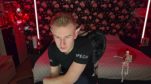 Vuitton élő XXX-chatje