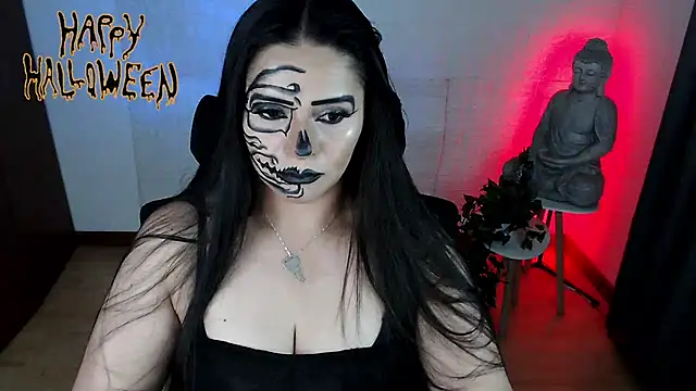 Chat XXX en directo de GODDESS_EVANS