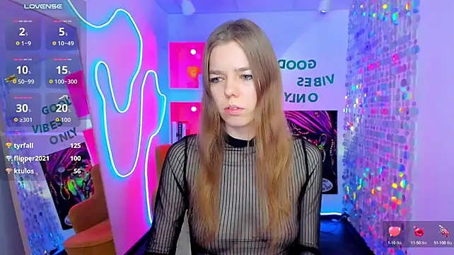 TinaTayylor Adlı Modelin Canlı XXX Sohbeti