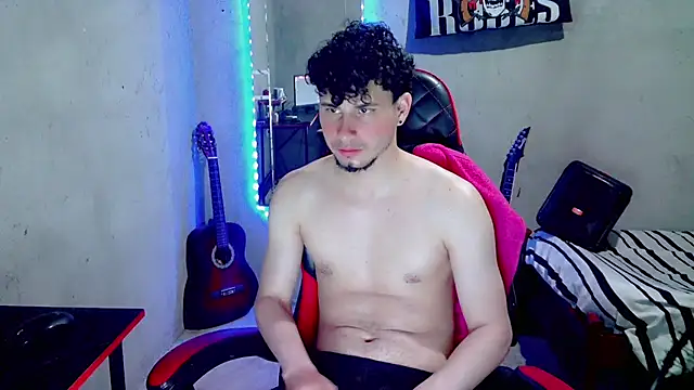 Atom_Hot élő XXX-chatje