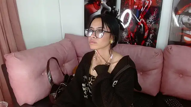 Czat XXX na żywo – Miahotcs1