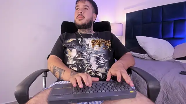DanteBlossom Chat XXX in diretta