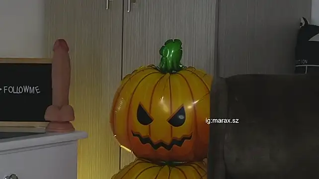 Mara_HugeAss 라이브 XXX 채팅