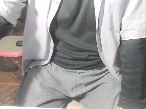 XXX chat uživo modela OreCam