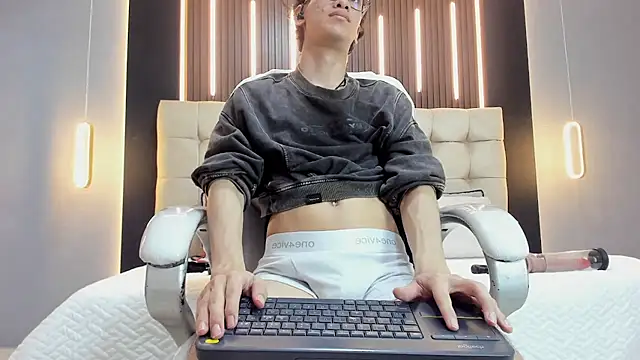 Cum_huntersn Live XXX chat