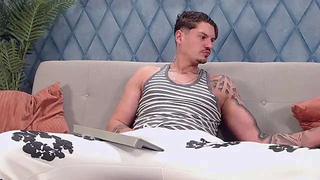 Онлайн чат XXX marioalessio
