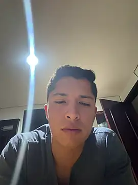 XXX chat uživo modela Aries282