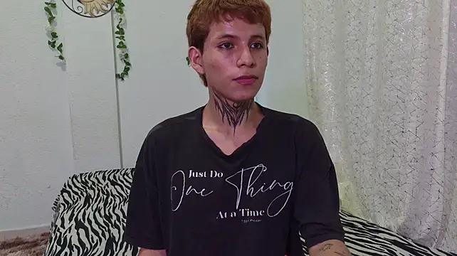 Bellamy_015's Live XXX Chat