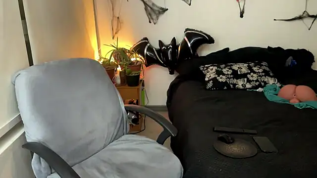 Živý XXX chat Emanuell__