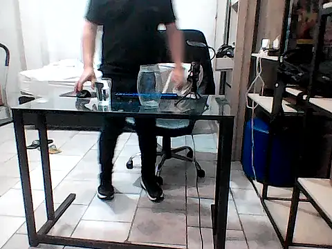 BroMacho live XXX chat