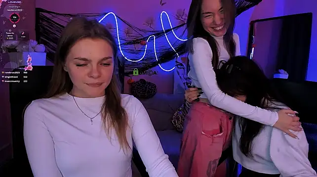 veronica_bubble Шоу с уебкамера