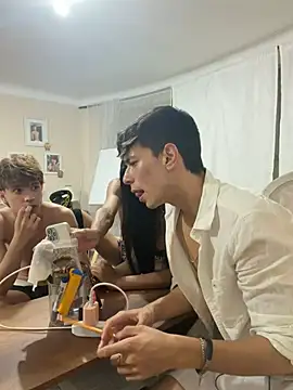 Онлайн чат XXX jacob_colliins