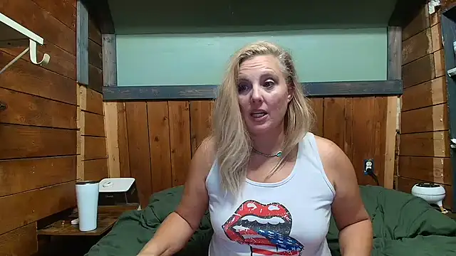 lisaxlovexxx's Live XXX Chat
