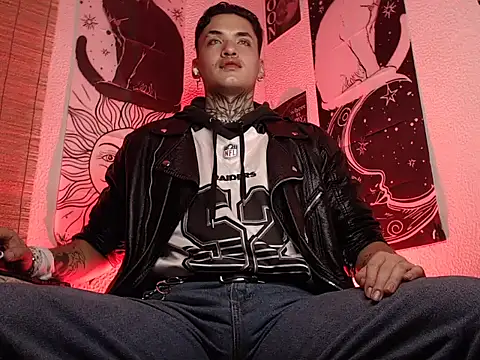 AlecBanne_ Live XXX-Chat