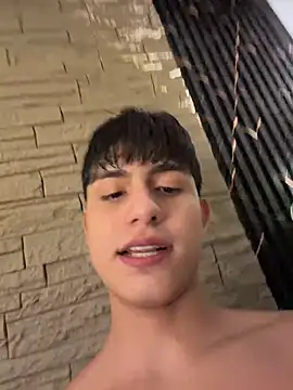 XXX chat uživo modela Lander_Cruz
