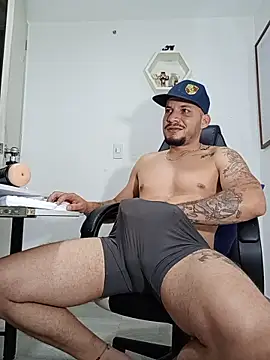 Czat XXX na żywo – Josel_1994