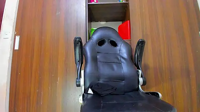 Dreamastercum_ élő XXX-chatje