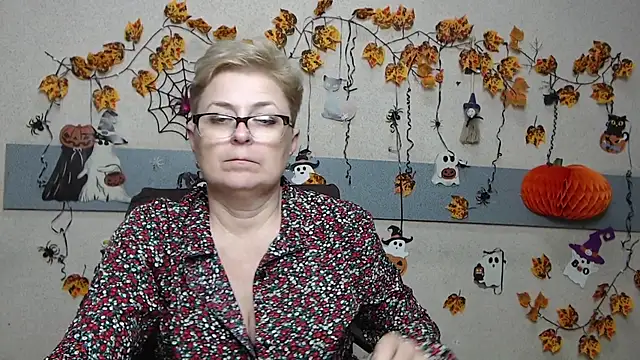 XXX chat uživo modela EmiliaGree