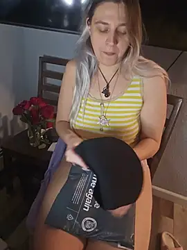 Živý XXX chat ScarletsWeb