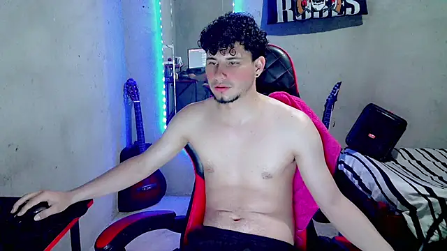 Онлайн чат XXX Atom_Hot