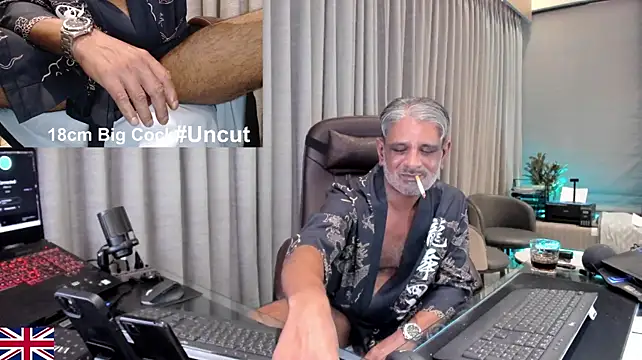 Chat +18 de OnlineBossUK ao vivo