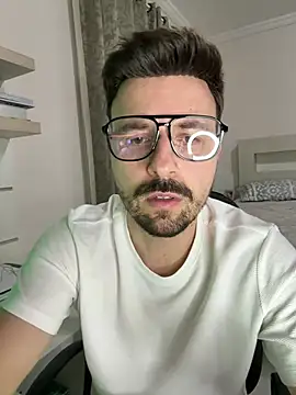 Romeusemjullieta: απευθείας συνομιλία ΧΧΧ