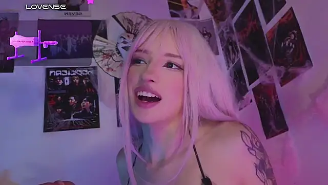 K4GuYa_M00N Chat XXX in diretta